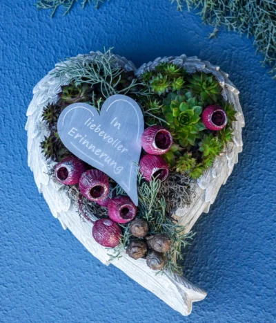 Grabgesteck In Erinnerung, Herzförmig, Ca. B25/H15/T20 Cm -Haus Pflanzen Welt 6462998 WE MO 002 HerzInErinnerung20cmPremiumAllerheiligen202301